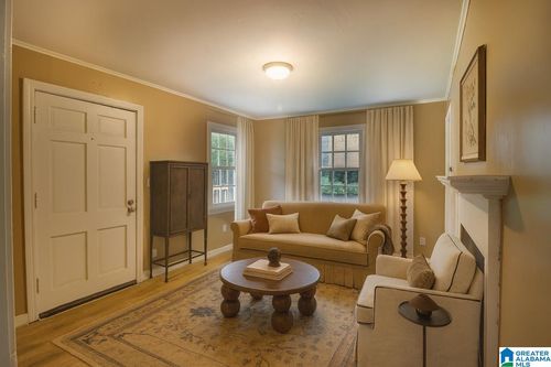 116 Mcarthur Dr, ANNISTON, AL, 36201-2845 | Card Image