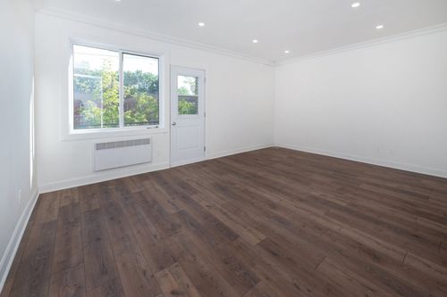 7-4660 Boul Grand, Montréal, QC, H4B2X9 | Card Image