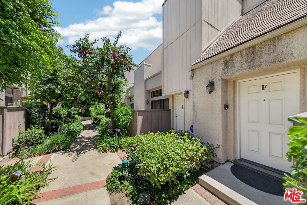 Residential in Los Angeles 2