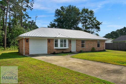 1052 Phantom Ter, Hinesville, GA, 31313-9134 | Card Image
