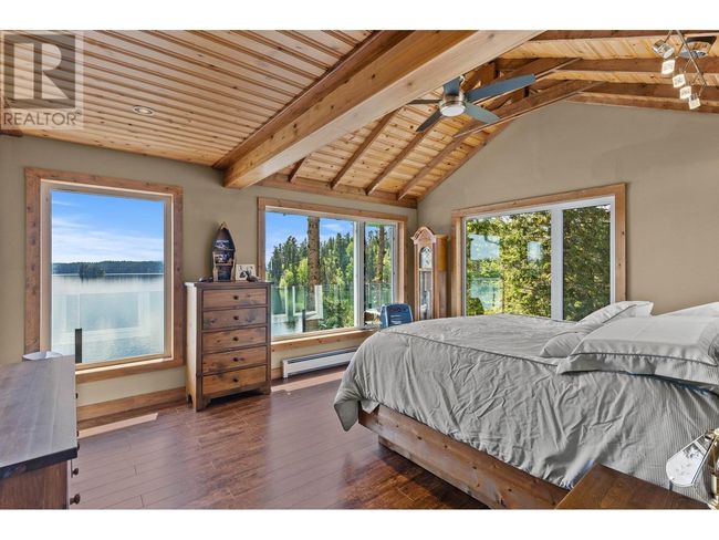 8046 Bridge Lake Rd N, House other with 3 bedrooms, 3 bathrooms and null parking in Lone Butte BC | Image 11
