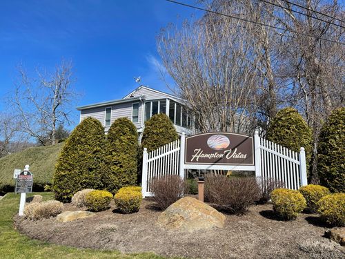 46 Vista Dr S, Manorville, NY, 11949 | Card Image