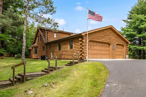 W8874 Deer Run Trl, Cambridge, WI, 53523-9795 | Card Image