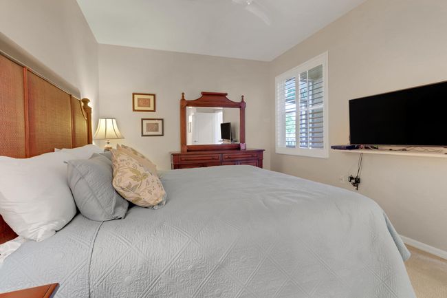 Plantation shutters, large walk in closet, linen closet | Image 11