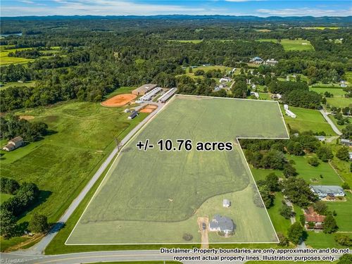 1405 Center Rd, Yadkinville, NC, 27055-5162 | Card Image