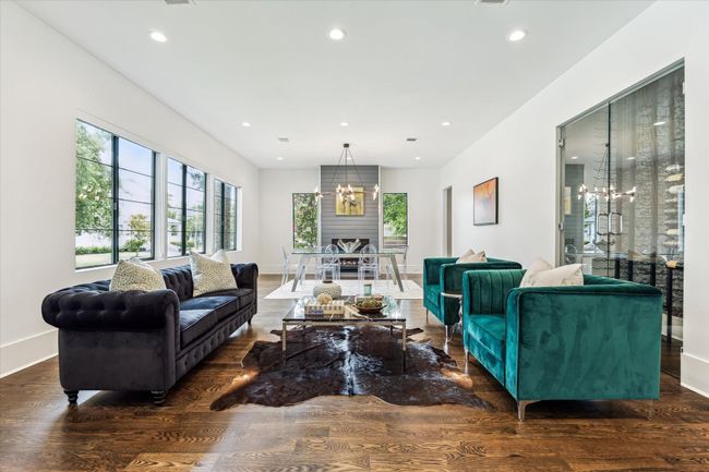 1010 Waltway Dr, House other with 5 bedrooms, 6 bathrooms and 2 parking in Houston TX | Image 7