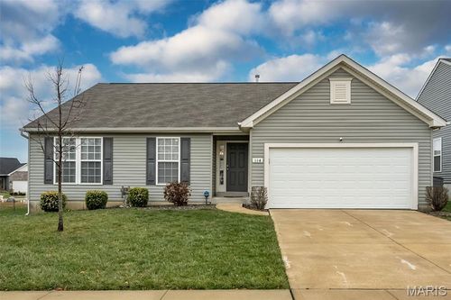 114 Riding Crop Ln, Wentzville, MO, 63385-8835 | Card Image
