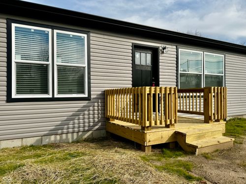 819 W Tanner St, Brownstown, IN, 47220-1121 | Card Image