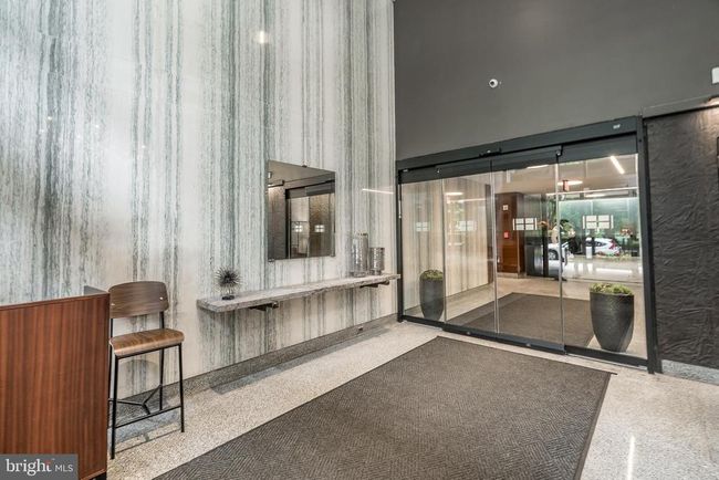 APT-113 - 604 S Washington Sq, Condo with 0 bedrooms, 1 bathrooms and null parking in PHILADELPHIA PA | Image 9