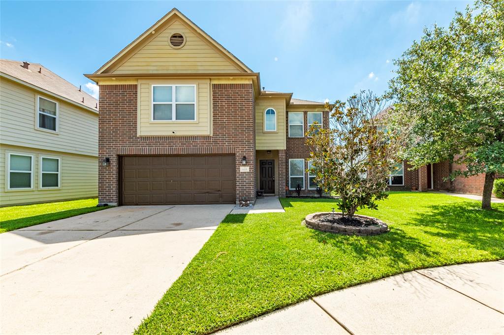Cape Rise Trl, Houston, TX 77044