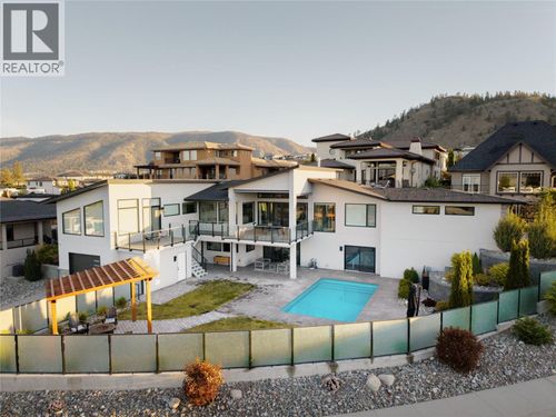 3276 Vineyard View Dr, West Kelowna, BC, V4T3M3 | Card Image