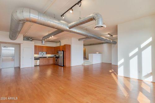 303-7301 E 3rd Avenue, Scottsdale, AZ, 85251 | Card Image