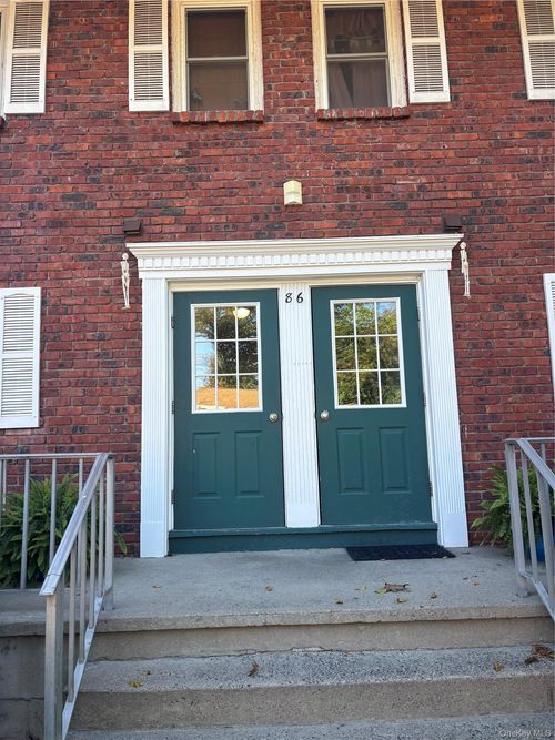 4-86 Demarest Ave, West Nyack, NY, 10994-1734 | Card Image