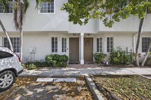 4147 Napoli Lake Dr, Riviera Beach, FL, 33410-7508 | Card Image