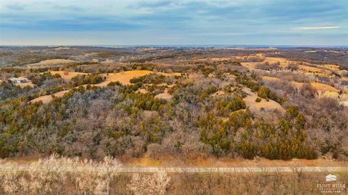 15115 Military Trail Rd, Wamego, KS, 66547 | Card Image