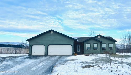 2723 N Azurite Cir, Wasilla, AK, 99654-4540 | Card Image