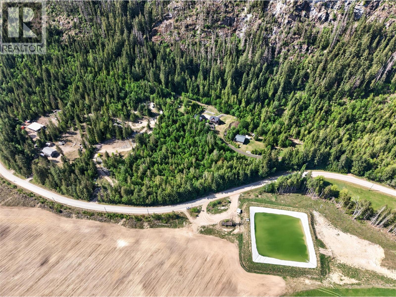 Land in Sicamous 5