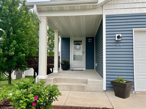 27-27 Benson Trl, North Mankato, MN, 56003-4509 | Card Image