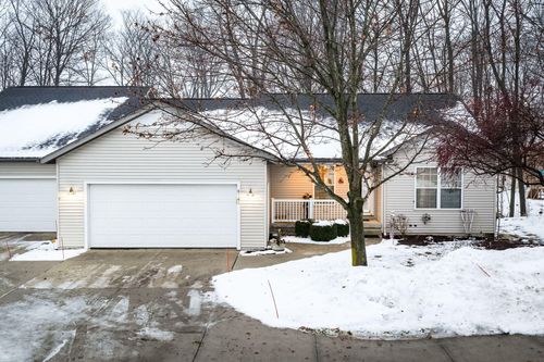 8766 Grainery Ct Se, Caledonia, MI, 49316-8142 | Card Image