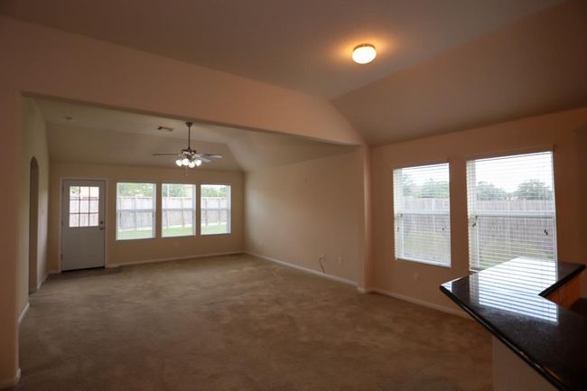Living Room | Image 8