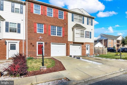 9 Easy St, THURMONT, MD, 21788-3302 | Card Image