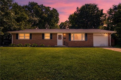 505 Ashby Dr, Charleston, IL, 61920-3214 | Card Image