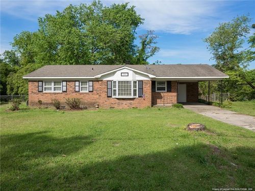 504 Alleghany Rd, Fayetteville, NC, 28304-3220 | Card Image