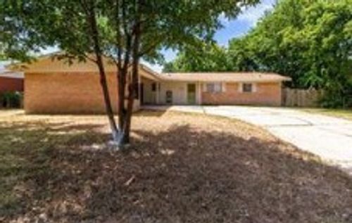 a-2201 Lanier Dr, Austin, TX, 78757-7738 | Card Image