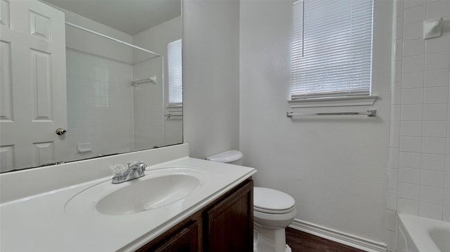 Secondary bathroom | Image 13