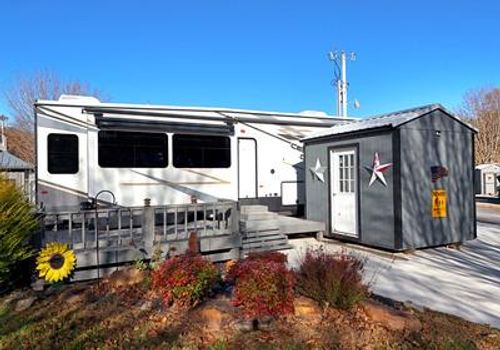 185 Heavenly Dr, Blairsville, GA, 30512-7502 | Card Image