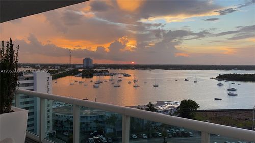 1219-7900 Harbor Island Dr, North Bay Village, FL, 33141-4281 | Card Image