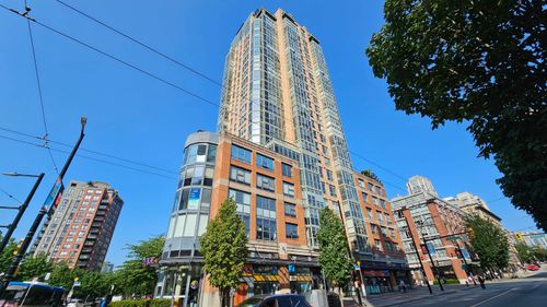 1233 Pacific Blvd, Vancouver, BC, V6Z2R6 | Card Image