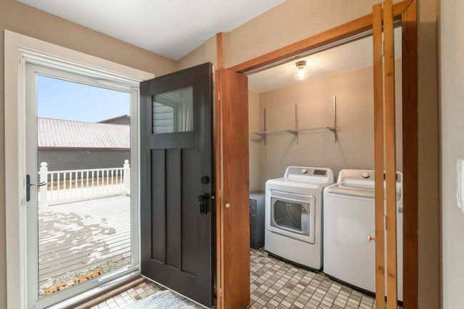 806 E Main St, Home with 4 bedrooms, 2 bathrooms and null parking in New Hampton IA | Image 25