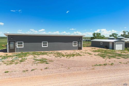 110 W 4th St, Oelrichs, SD, 57763 | Card Image