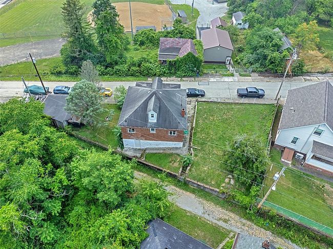 524 Forest St, House other with 1 bedrooms, 2 bathrooms and 2 parking in Monessen PA | Image 10