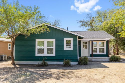 2105 4th St, Brownwood, TX, 76801-4847 | Card Image