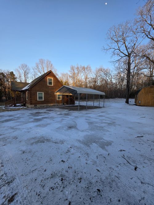 2002 Luther Sharp Rd, Columbia, TN, 38401-7628 | Card Image