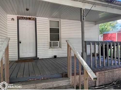 304 W Monroe, Mount Ayr, IA, 50854 | Card Image