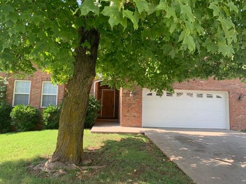 2013 N Cedarwood Ct, Ozark, MO, 65721-8049 | Card Image