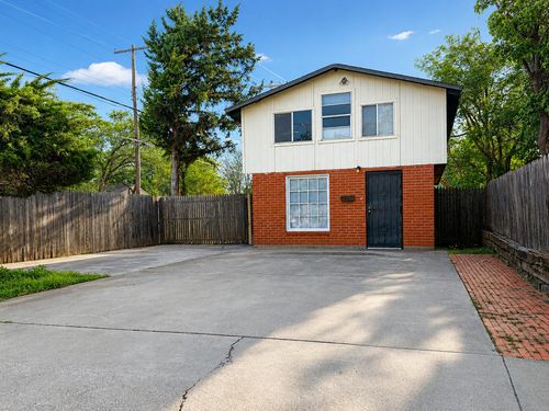 2704 Avenue V, Lubbock, TX, 79411-1436 | Card Image