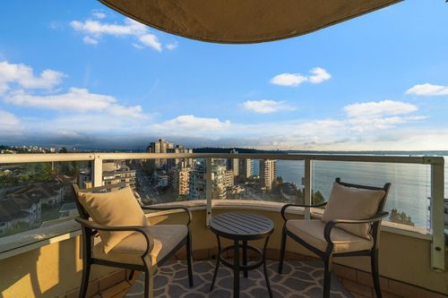 1601-2203 Bellevue Ave, West Vancouver, BC, V7V4V7 | Card Image