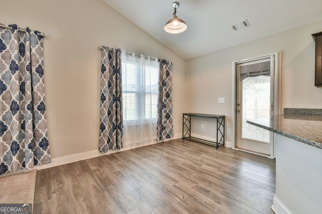 54 Crest View Dr, House other with 3 bedrooms, 2 bathrooms and null parking in Carnesville GA | Image 8