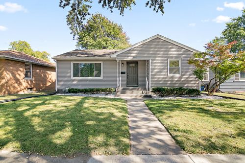 1470 S 5th Ave, Kankakee, IL, 60901-4826 | Card Image