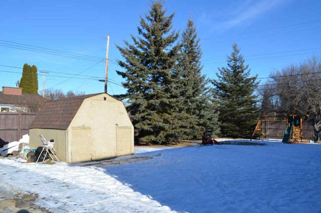 4801 45 Avenue, Home with 3 bedrooms, 2 bathrooms and 2 parking in Athabasca AB | Image 42