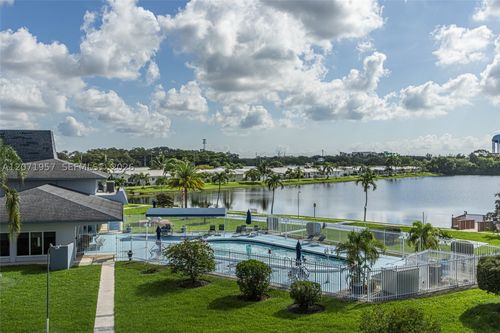 314-2223 Park Ln, Hollywood, FL, 33021-3757 | Card Image