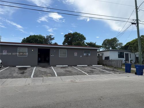 2-1245 W 35th St, Riviera Beach, FL, 33404-2964 | Card Image