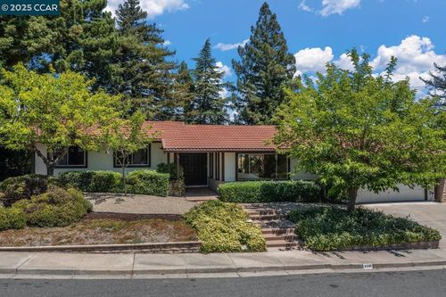140 Warfield Dr, Moraga, CA, 94556-1323 | Card Image