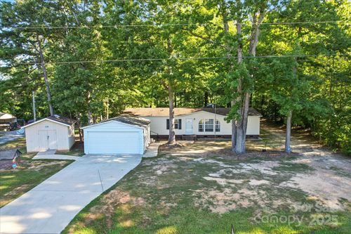 13768 Saint Thomas Dr, Stanfield, NC, 28163-9311 | Card Image