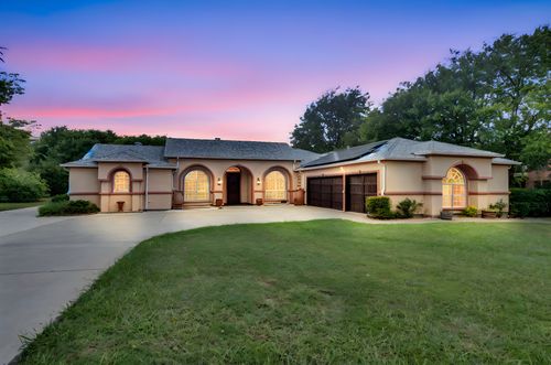 2724 Prairie Acres Cv, Cedar Hill, TX, 75104-8240 | Card Image