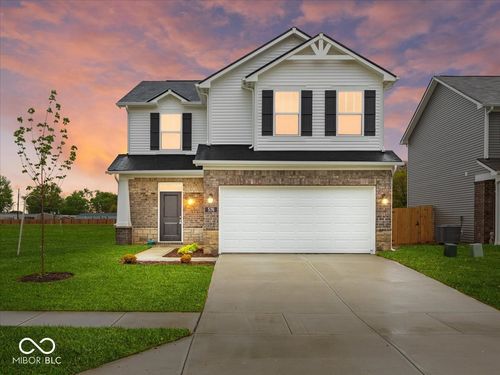 576 Plowman Dr, Shelbyville, IN, 46176 | Card Image